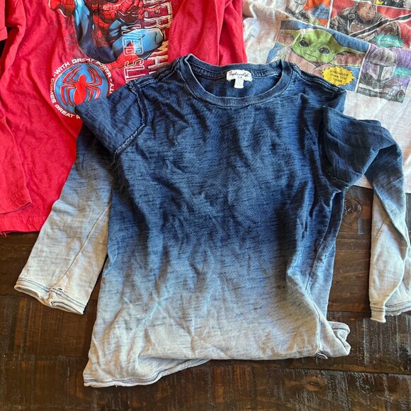 Lot of 3 Long Sleeve Boys T-Shirts Size Small - Picture 7 of 7
